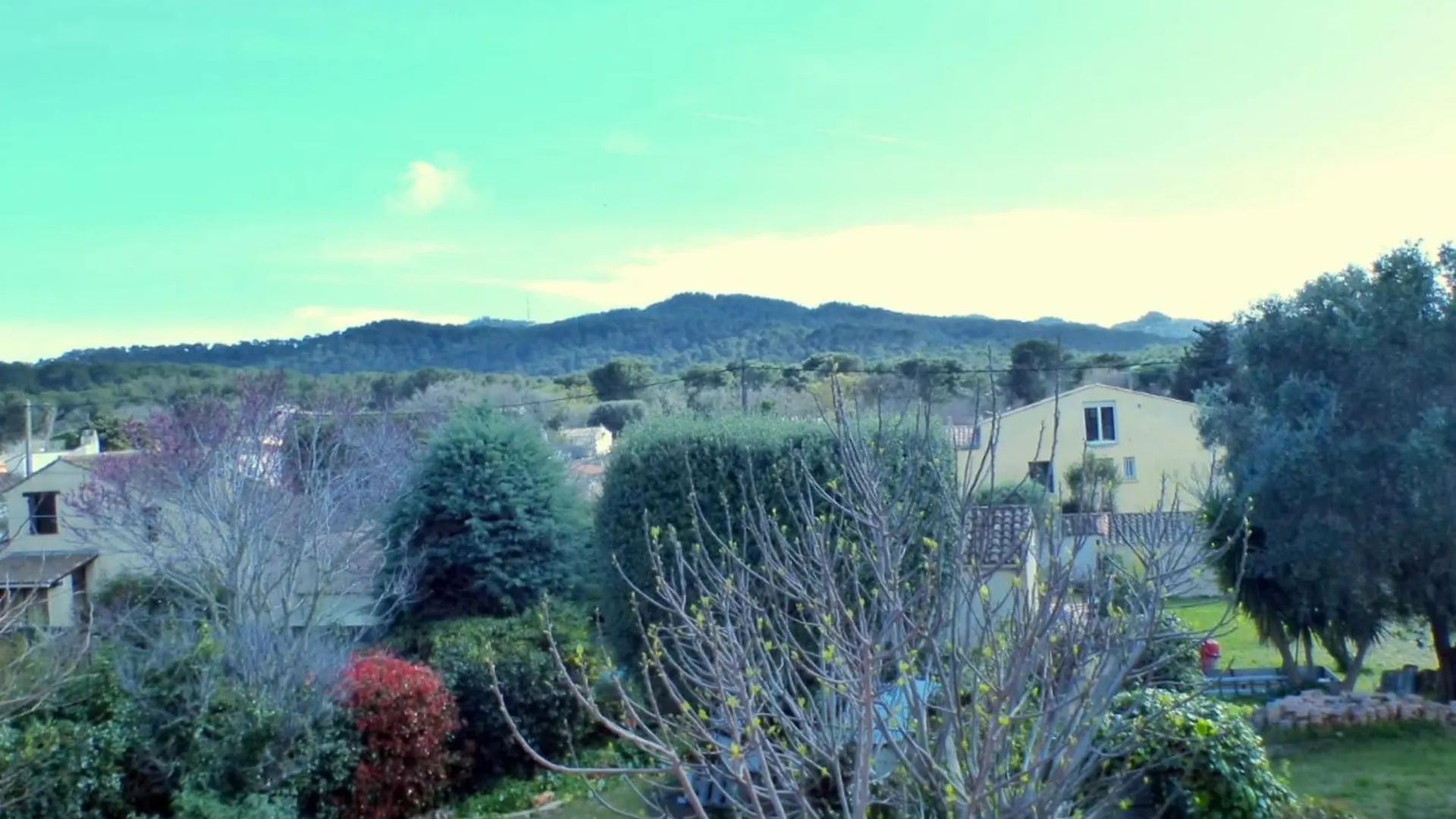 Holiday home Charming House With Balcony Near Toulon Villa Six-Fours-les-Plages